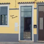 Casa Amarela: Conforto E Localizacao Perfeita!