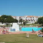 Vilanova Resort